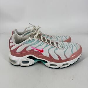 Nike Air Max Plus Sneakers in Red Stardust/White/Siren Red